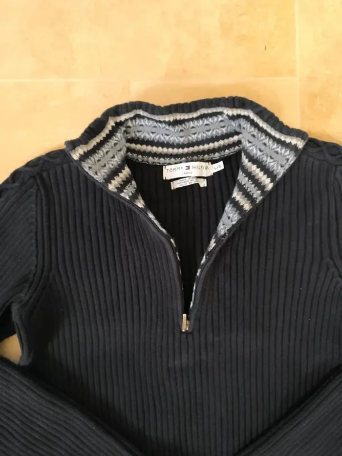 Pull 1/4 zippé Tommy Hilfiger femme marine L excellent état - photo numéro 2