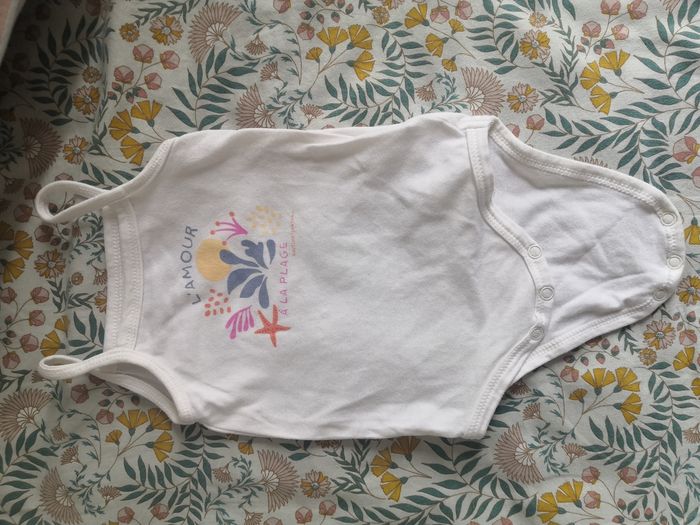 Body à bretelles été 3mois