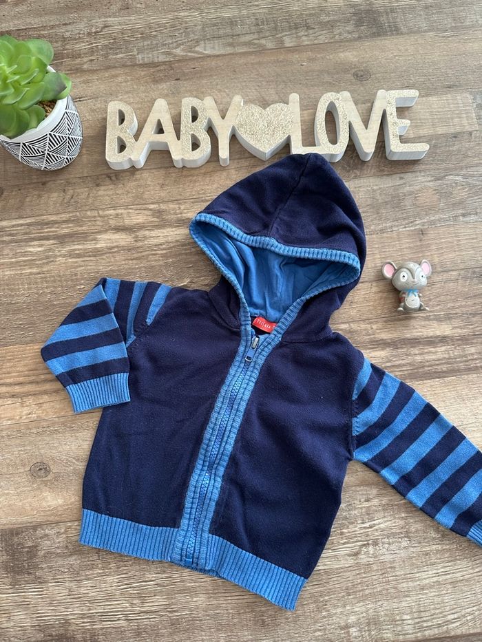 - Veste Tissaia - 12 mois - Très bon état