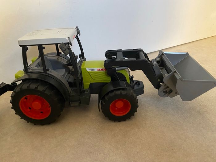 NEUF : Tracteur Bruder avec chargeur frontal et remorque basculante - photo numéro 3