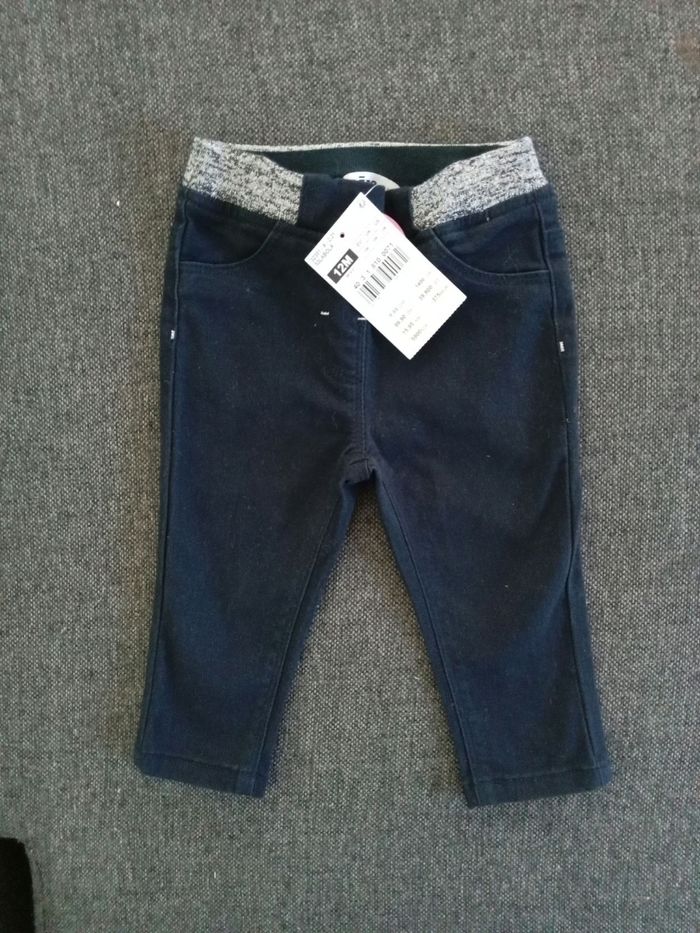 Pantalon bleu foncé, élastique paillettes