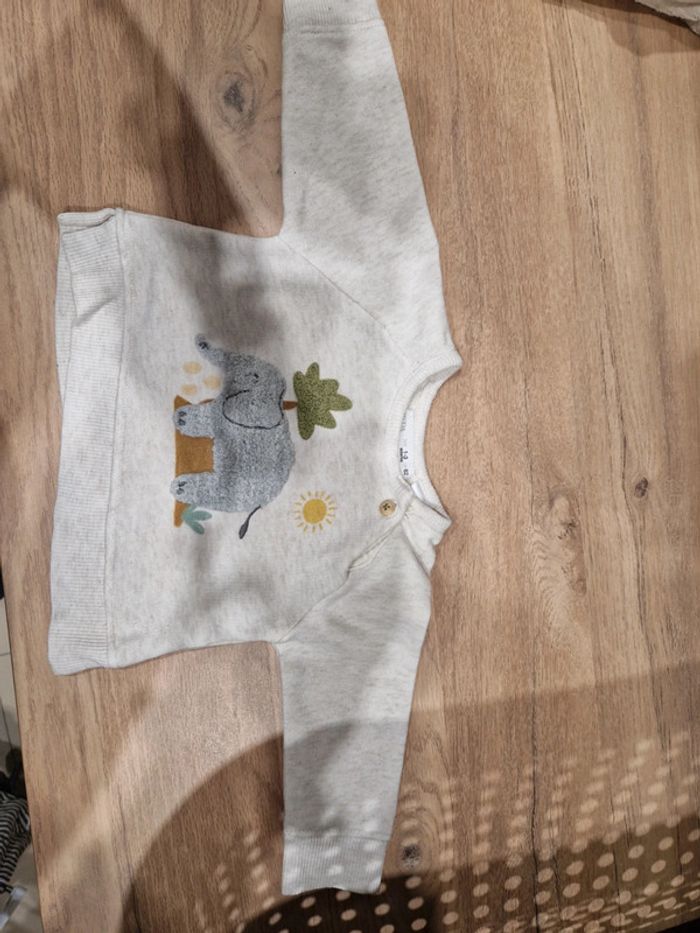 Pull 3 mois zara