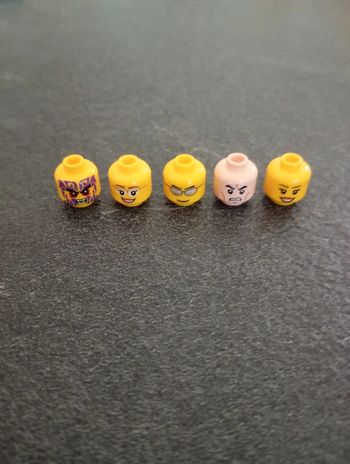 5 têtes figurines lego