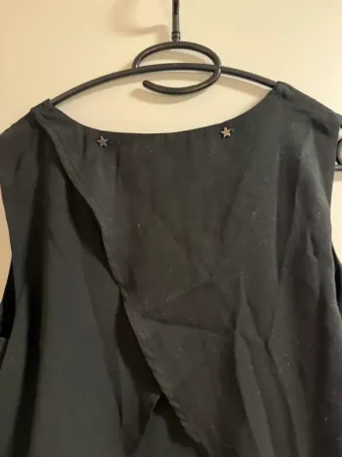 Robe noire dos ouvert - photo numéro 5