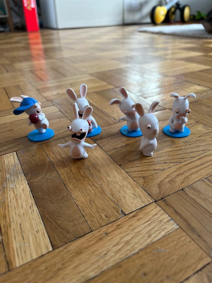 Six figurines lapins crétins, 5 cm