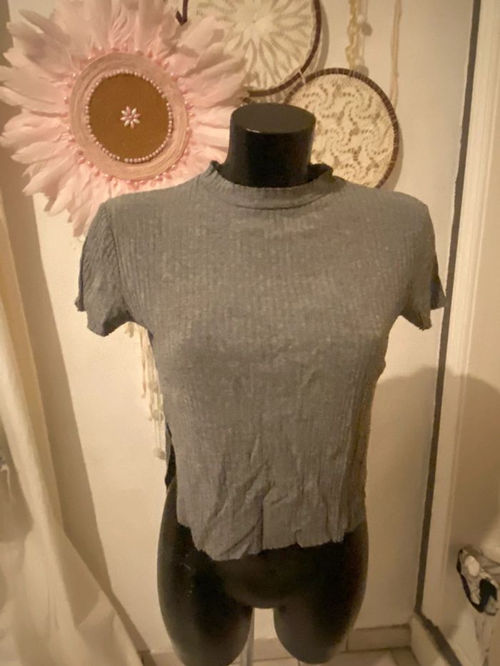 Haut gris Bershka