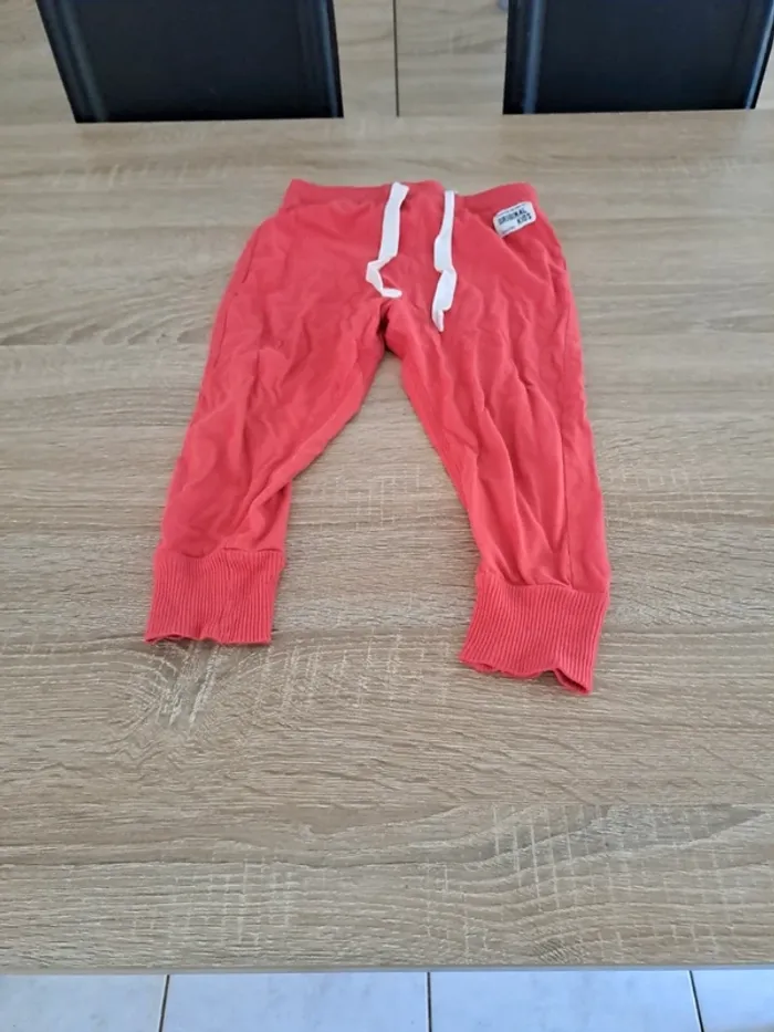 Lot 3 joggings - photo numéro 2