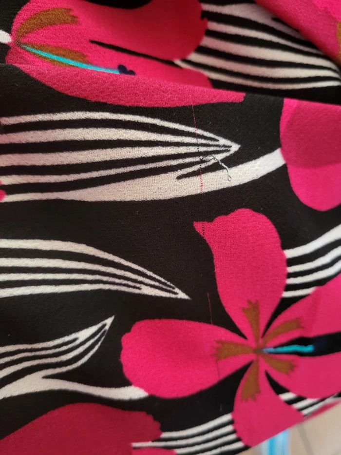 Robe Catimini a Fleurs 🌸 - photo numéro 4