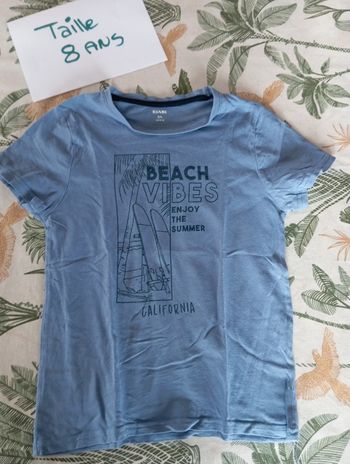 T-shirt kiabi taille 8ans