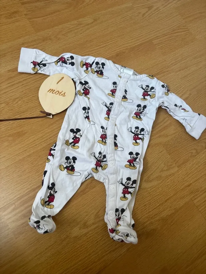 2 pyjama Mickey - photo numéro 2