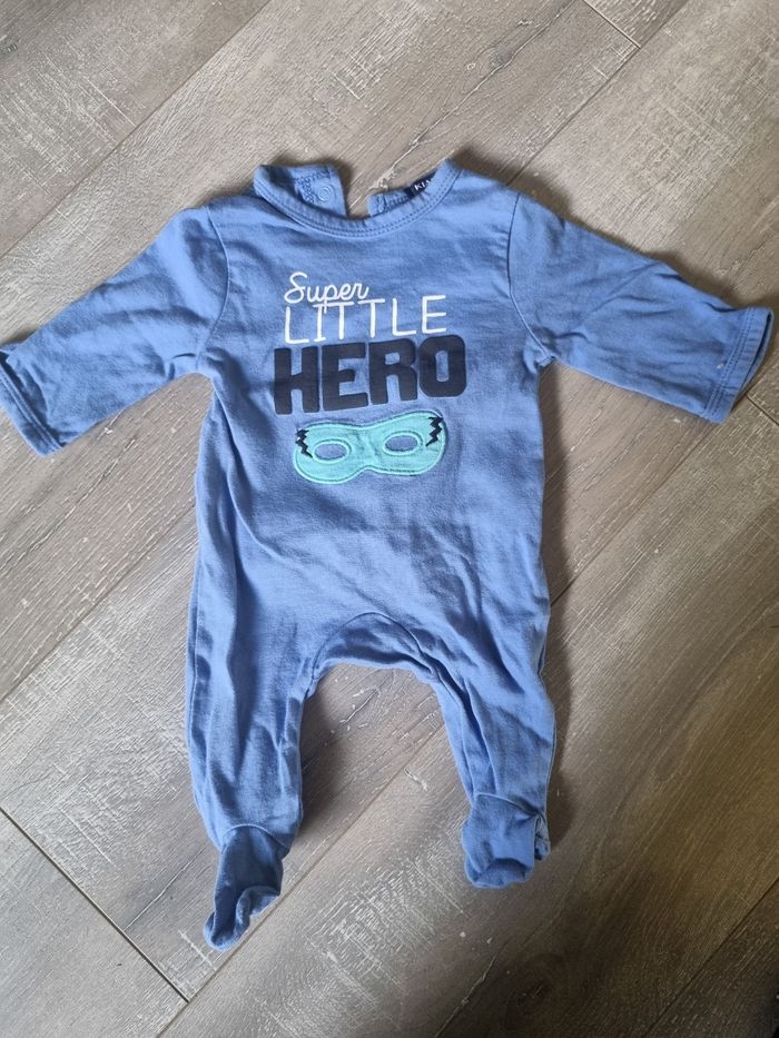 Pyjama 1 mois