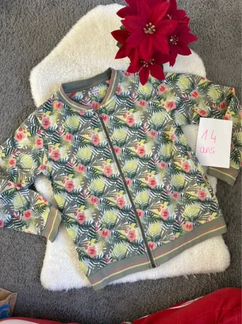 Veste ~ U essentiel ~ 14 ans