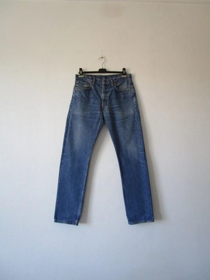 Jean bleu Levi's vintage 505 W34 L32 TBE - photo numéro 1