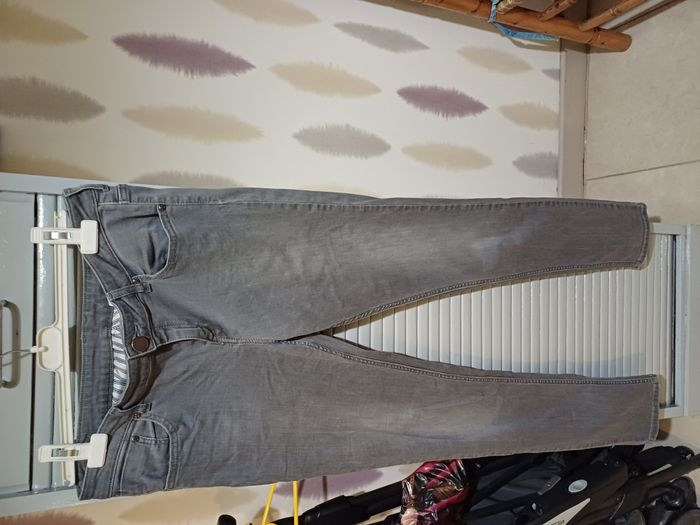 2 pantalons femmes taille 44 - photo numéro 2