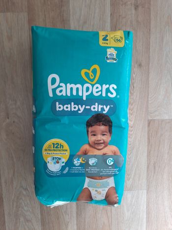 Pampers baby dry neuf taille 2 soit 4 à 8 kg quantité 56