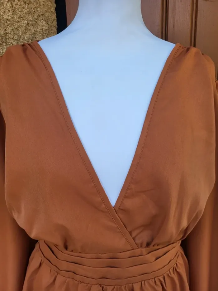 Robe élégante camel shein taille 52 - photo numéro 3