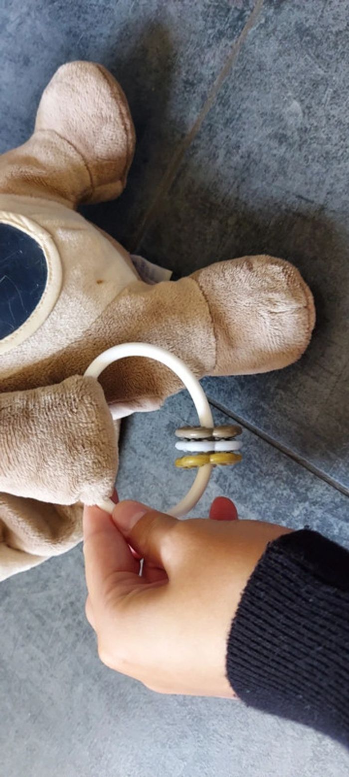 Doudou musical Ecureuil Castor Léon de Noukie s, - photo numéro 2