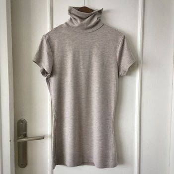 Haut à col montant, t-shirt manches courtes, sous-vêtements