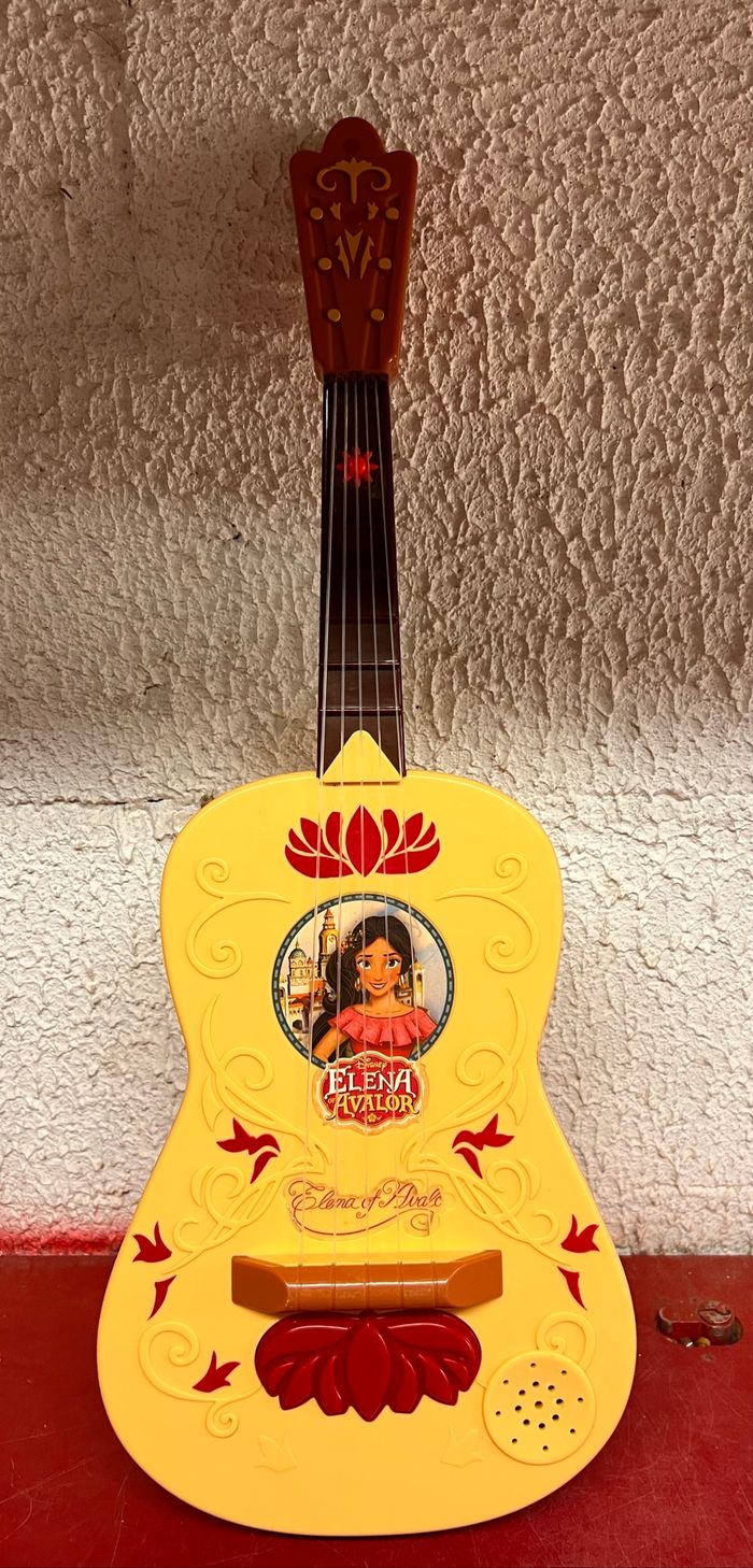 Guitare Elena Avalor  Disney