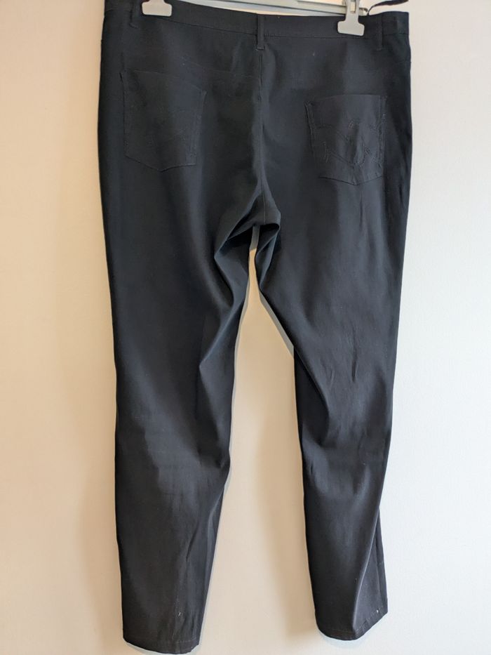 Pantalon noir - photo numéro 2