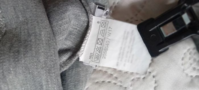 Pull de fêtes fin fil métallique argenté col strass gris femme Taille 1 - photo numéro 14