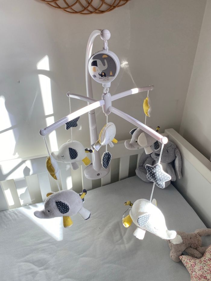 Mobile éléphant SAUTHON