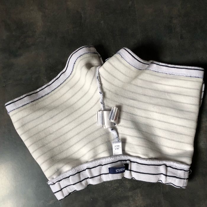 Short jersey blanc rayé marine 3 ans Okaidi - photo numéro 7