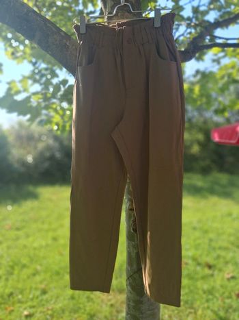 Pantalon carotte Only kaki tallle 38