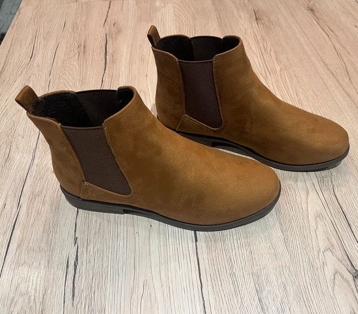 Chaussures Bottines neuf taille 40 marron TEX