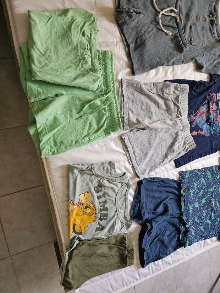 Lot pyjamas - photo numéro 3