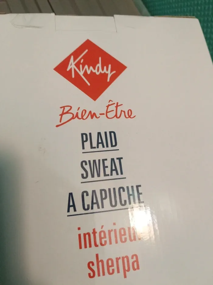 Plaid sweat à capuche sherpa rouge - photo numéro 3
