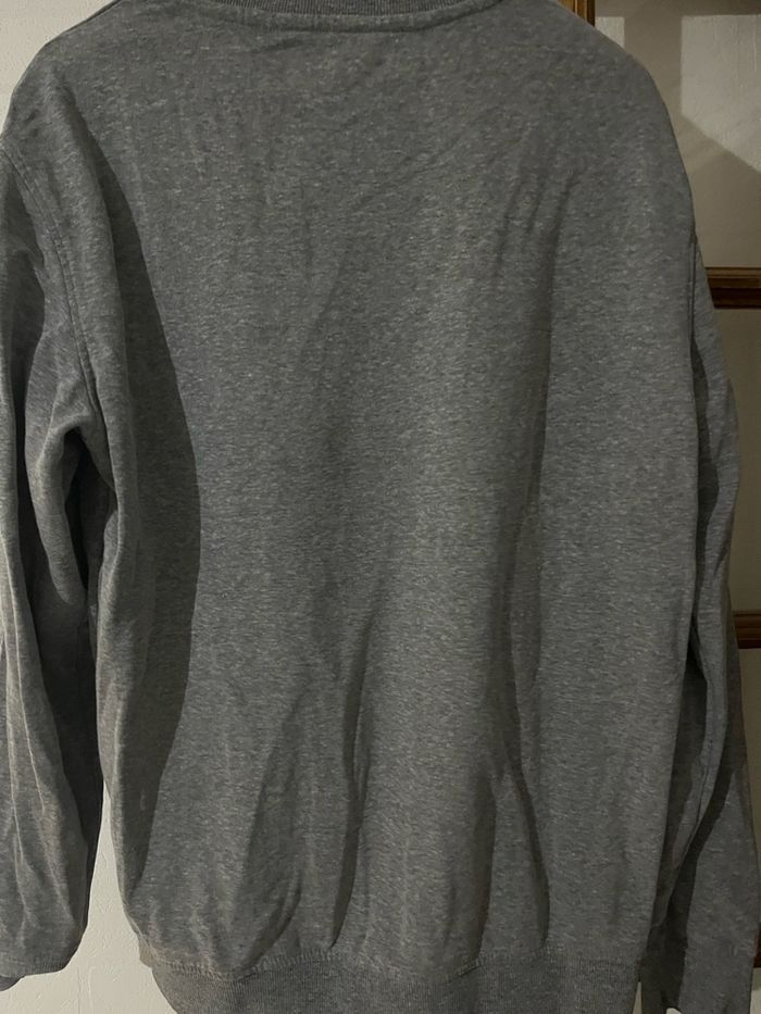 Sweat gris - photo numéro 8
