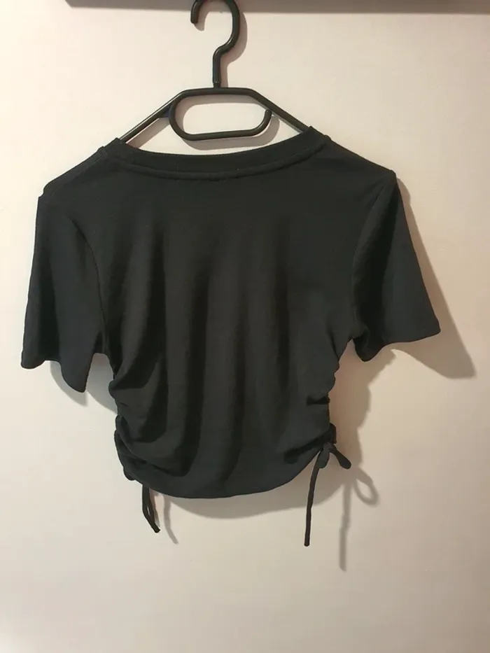 Tee-shirt kiabi taille L ( 46 ) en excellent état - photo numéro 2