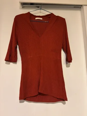 Top moulant col V Camaïeu taille 38-M très bon état