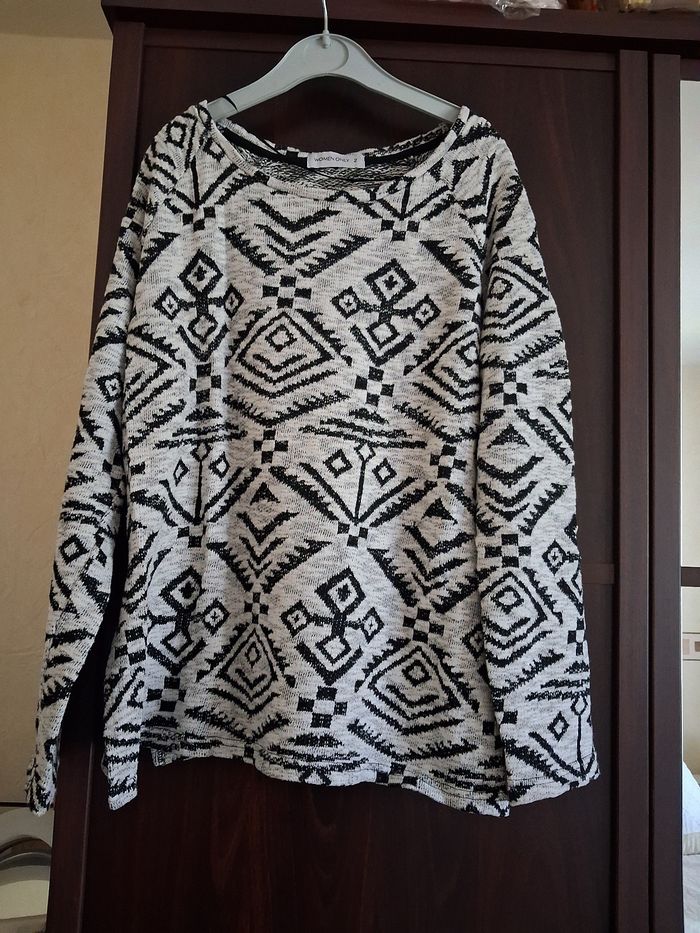 Pull gris et noir taille 38 - photo numéro 4