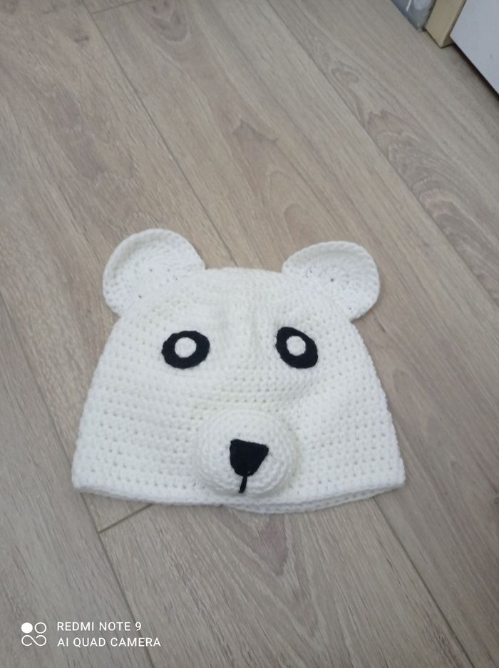 Bonnet fait mains - photo numéro 2