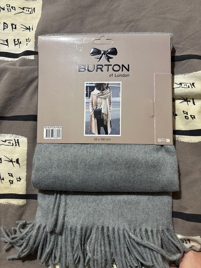 Echarpe burton neuve - photo numéro 2