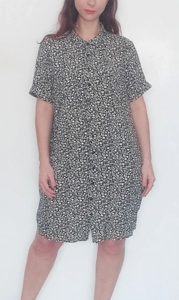 Robe chemise casual fleurie noire et blanche 46