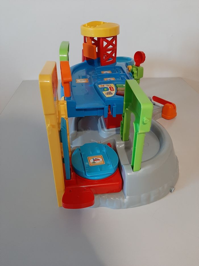 Garage Tut tut bolide - photo numéro 2