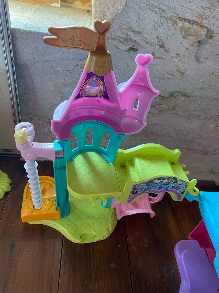 Château magique du royaume enchanté - Tut tut copain - photo numéro 3