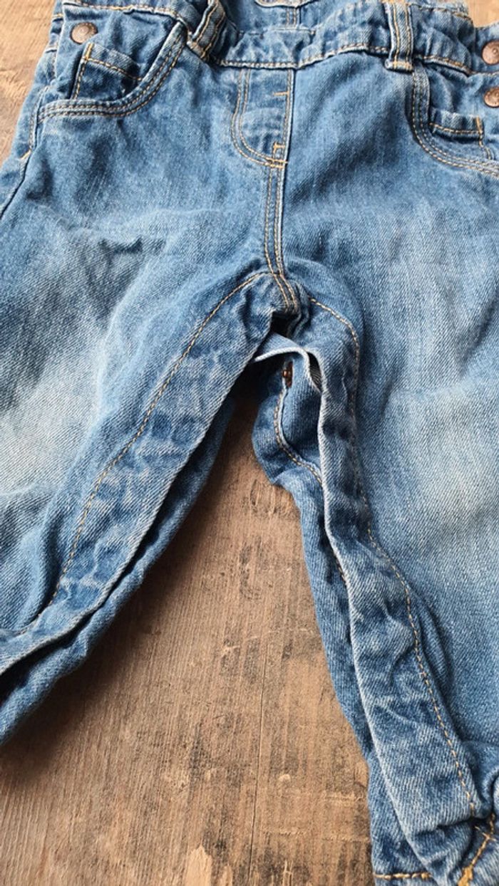 Salopette kiabi 12 mois en très bon état - photo numéro 2