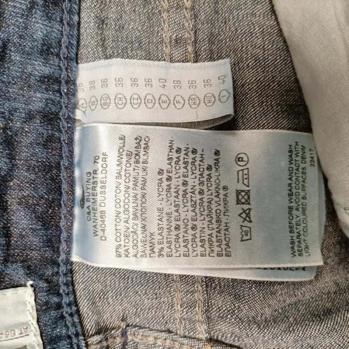 Jean bleu foncé coupe droite – Yessica – Taille 38 A722 - photo numéro 7