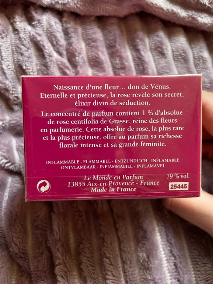 Eau de toilette Secret de la rose neuf - photo numéro 4