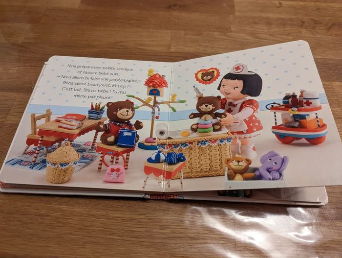 Nina va au docteur Collection p'tite fille
Livre - photo numéro 4