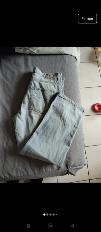 jeans