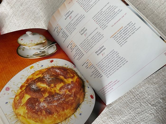 Livre Larousse des desserts - photo numéro 2