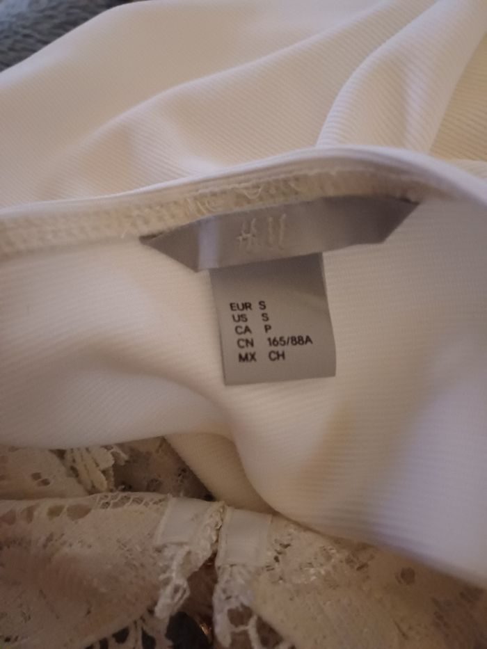 Joli haut en dentelle sans manches crème H&M - photo numéro 8