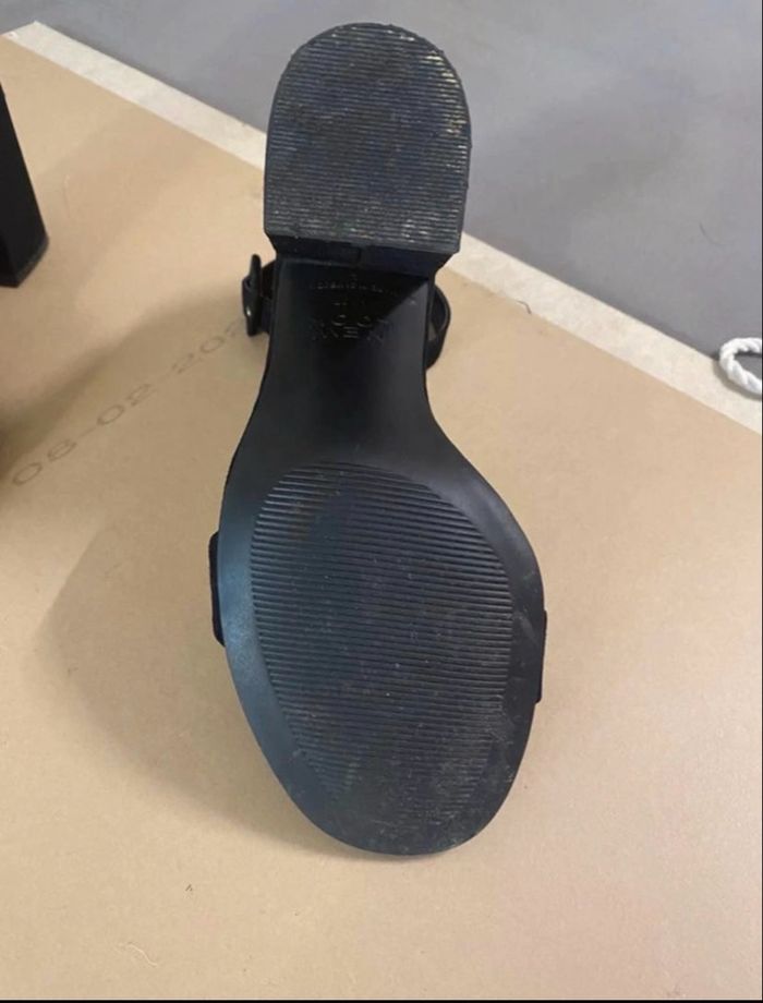 Sandale à talons - photo numéro 3