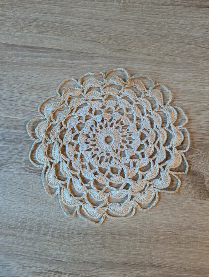 Napperon crochet vintage beige