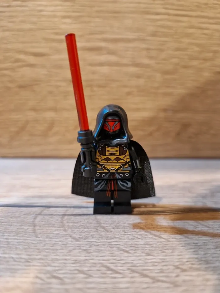 Figurine type lego Sith Revan star wars